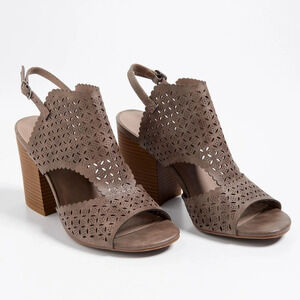 Maurices Emilia Taupe Brown Perforated Cutout Block Heels 7.5 Women’s